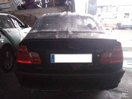 Vehiculo en el desguace: BMW SERIE 3 BERLINA (E46) 320d