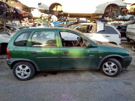 Vehiculo en el desguace: OPEL CORSA B Eco