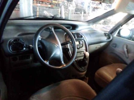 Vehiculo en el desguace: CITROEN XSARA PICASSO 2.0 HDi SX