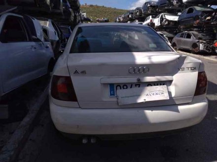 Vehiculo en el desguace: AUDI A4 BERLINA (B5) 1.9 TDI