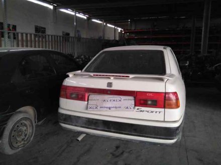 Vehiculo en el desguace: SEAT TOLEDO (1L) Base