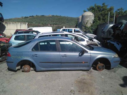 Vehiculo en el desguace: RENAULT LAGUNA II (BG0) Authentique