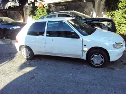 Vehiculo en el desguace: PEUGEOT 106 (S2) Max