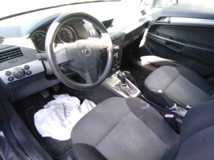 Vehiculo en el desguace: OPEL ASTRA H BER. Edition