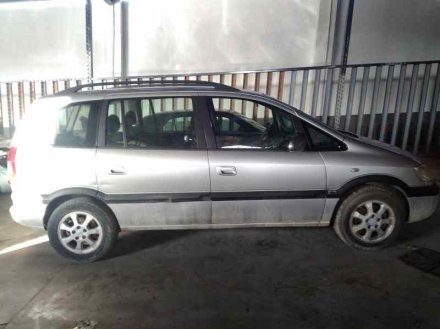 Vehiculo en el desguace: OPEL ZAFIRA A Club