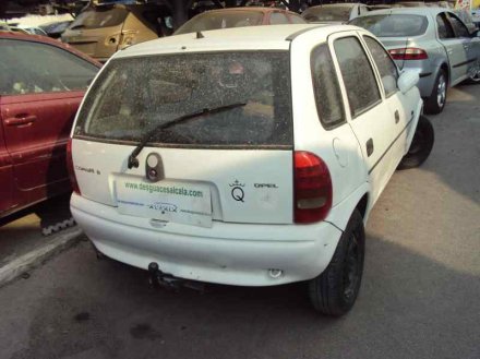 Vehiculo en el desguace: OPEL CORSA B Swing