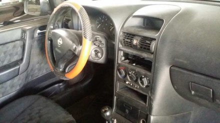 Vehiculo en el desguace: OPEL ASTRA G BERLINA Comfort