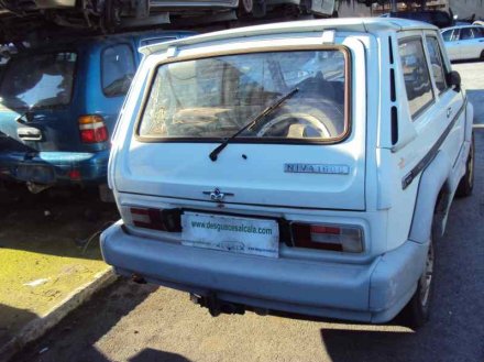 Vehiculo en el desguace: LADA NIVA ( 2121 / 21213 / 21214 / 21215 ) Basis