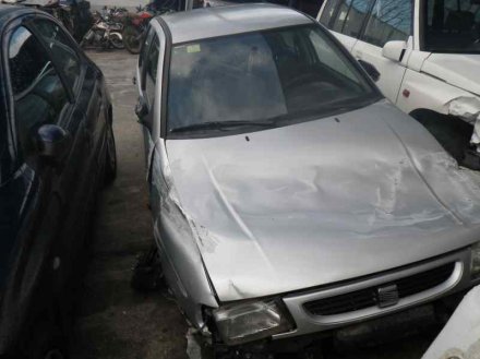 Vehiculo en el desguace: SEAT IBIZA (6K) Básico
