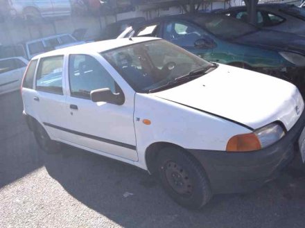 Vehiculo en el desguace: FIAT PUNTO BERL. (176) 75 S