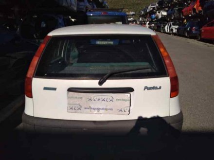 Vehiculo en el desguace: FIAT PUNTO BERL. (176) 75 S