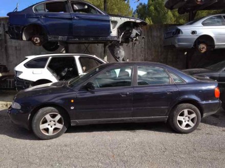 Vehiculo en el desguace: AUDI A4 BERLINA (B5) 1.8