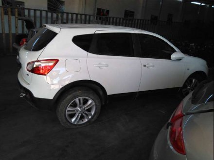 Vehiculo en el desguace: NISSAN QASHQAI (J10) Tekna