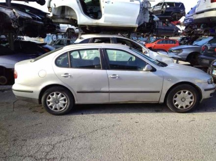 Vehiculo en el desguace: SEAT TOLEDO (1M2) Signo