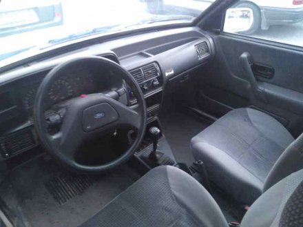 Vehiculo en el desguace: FORD ORION GL