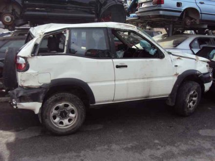 Vehiculo en el desguace: NISSAN TERRANO/TERRANO.II (R20) Avenue