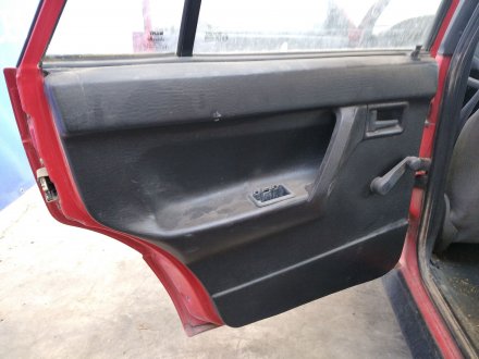 Vehiculo en el desguace: SEAT IBIZA GL
