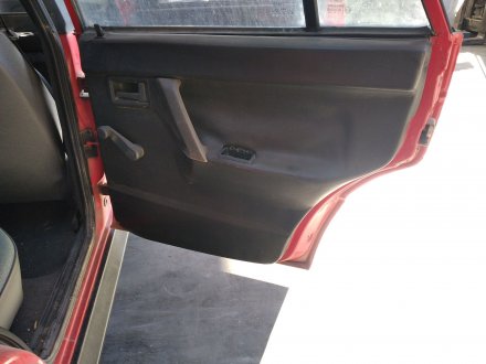 Vehiculo en el desguace: SEAT IBIZA GL