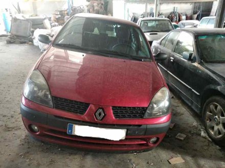 Vehiculo en el desguace: RENAULT CLIO II FASE II (B/CB0) Authentique