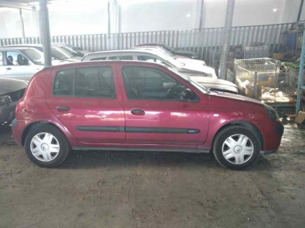 Vehiculo en el desguace: RENAULT CLIO II FASE II (B/CB0) Authentique