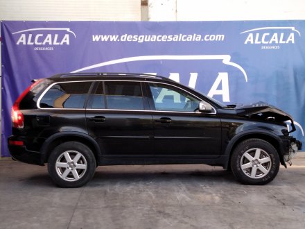 Vehiculo en el desguace: VOLVO XC90 D5 Executive (7 asientos) (136kW)