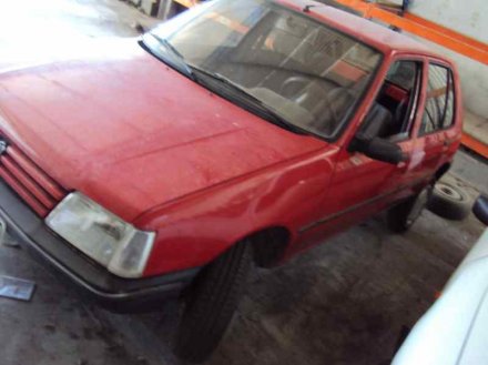 Vehiculo en el desguace: PEUGEOT 205 BERLINA 20HA