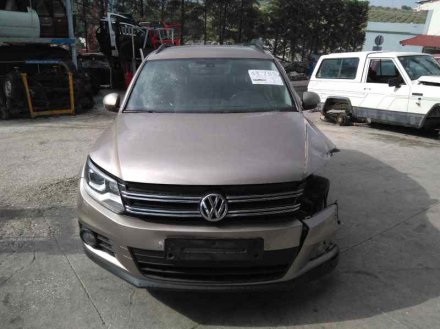 Vehiculo en el desguace: VOLKSWAGEN TIGUAN (5N2) *