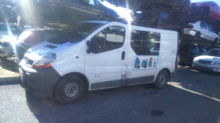 Vehiculo en el desguace: RENAULT TRAFIC COMBI (AB 4.01) 6 - plazas, acristalado parcial, combi corto