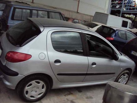 Vehiculo en el desguace: PEUGEOT 206 BERLINA XR