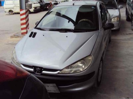 Vehiculo en el desguace: PEUGEOT 206 BERLINA XR