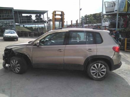 Vehiculo en el desguace: VOLKSWAGEN TIGUAN (5N2) *