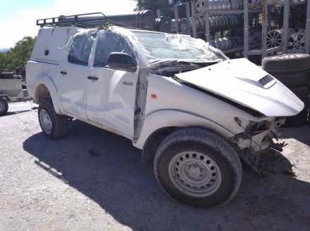 Vehiculo en el desguace: TOYOTA HILUX (KUN) Double Cab 4X4