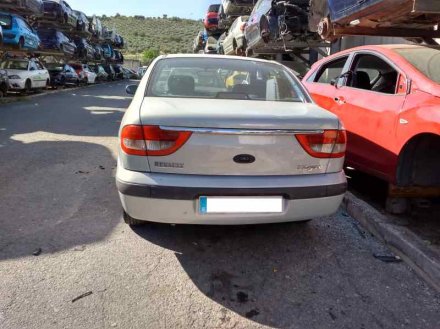 Vehiculo en el desguace: RENAULT MEGANE I FASE 2 BERLINA (BA0) 1.6 16V Authentique (BA01/04/11)