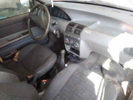 Vehiculo en el desguace: FIAT PUNTO BERL. (176) 60 SX