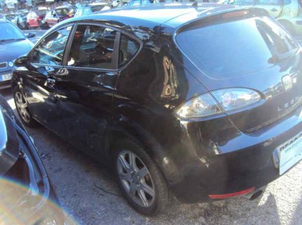 Vehiculo en el desguace: SEAT LEON (1P1) Reference