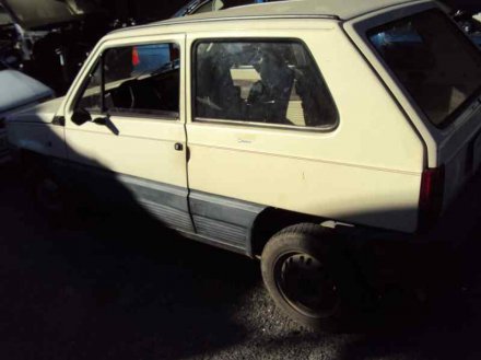 Vehiculo en el desguace: FIAT PANDA 900