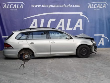 Vehiculo en el desguace: VOLKSWAGEN GOLF VI VARIANT (AJ5) Advance