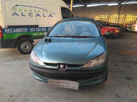 Vehiculo en el desguace: PEUGEOT 206 BERLINA XT