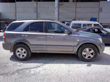 Vehiculo en el desguace: KIA SORENTO 2.5 CRDi Concept