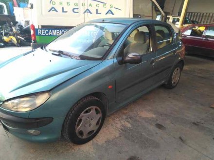 Vehiculo en el desguace: PEUGEOT 206 BERLINA XT