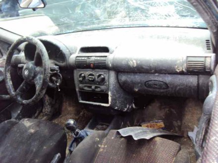 Vehiculo en el desguace: OPEL CORSA B Sport