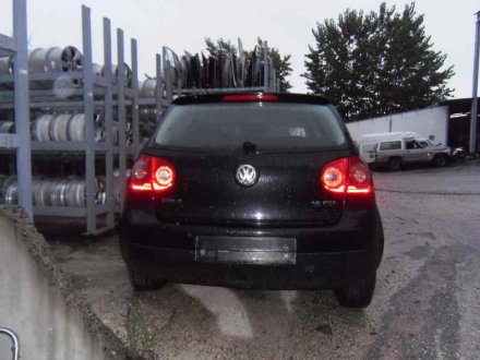 Vehiculo en el desguace: VOLKSWAGEN GOLF V BERLINA (1K1) Trendline