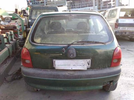 Vehiculo en el desguace: OPEL CORSA B Base (E)