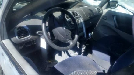 Vehiculo en el desguace: CITROËN XSARA PICASSO 1.6 HDi 110 Exclusive