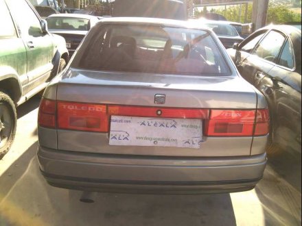 Vehiculo en el desguace: SEAT TOLEDO (1L) SXE