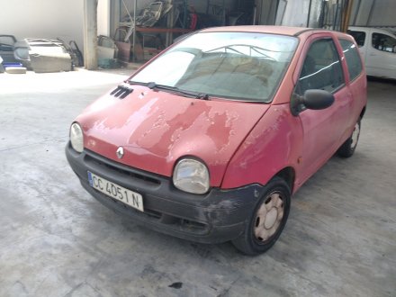 Vehiculo en el desguace: RENAULT TWINGO (CO6) 1.3 Paquete