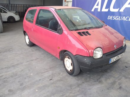 Vehiculo en el desguace: RENAULT TWINGO (CO6) 1.3 Paquete