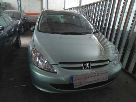 Vehiculo en el desguace: PEUGEOT 307 (S1) XT