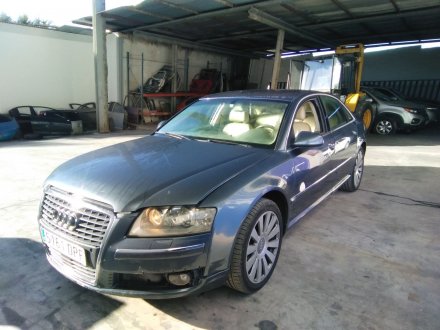 Vehiculo en el desguace: AUDI A8 (4E2) 3.0 V6 24V TDI