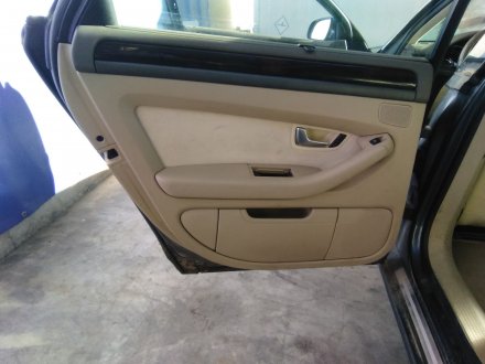 Vehiculo en el desguace: AUDI A8 (4E2) 3.0 V6 24V TDI